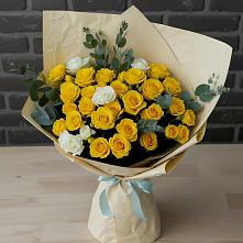 Букет цветов из:  Розы в Электроизолятор