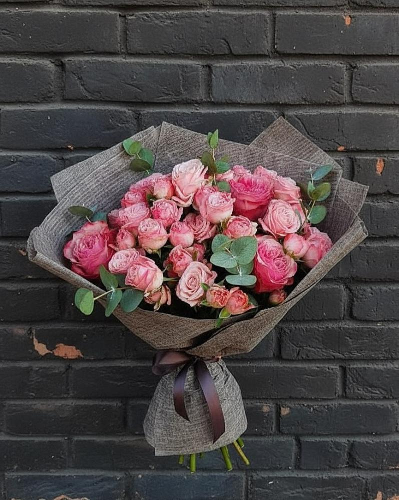 Букет цветов из: Розы в Электроизолятор