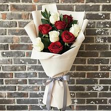 Букет цветов из:  Розы в Электроизолятор