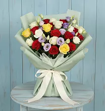 Букет цветов из:  Розы #REPLACE_PRED# Электроизолятор
