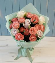 Букет цветов из:  Розы в Электроизолятор
