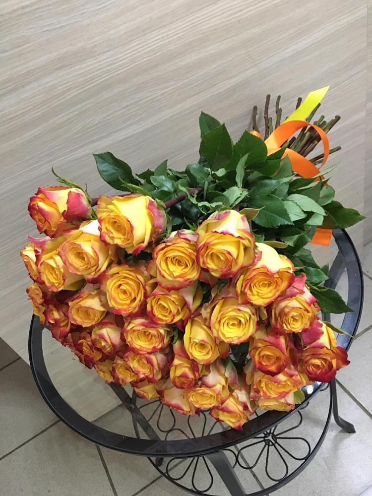 Букет Желтые розы в Электроизолятор