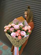 Букет цветов из:  Розы #REPLACE_PRED# Электроизолятор