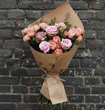Букет цветов из:  Розы в Электроизолятор