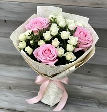 Букет цветов из:  Розы в Электроизолятор