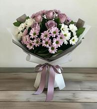 Букет цветов из:  Хризантемы и Розы в Электроизолятор