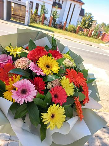 Букет цветов из: Герберы в Электроизолятор