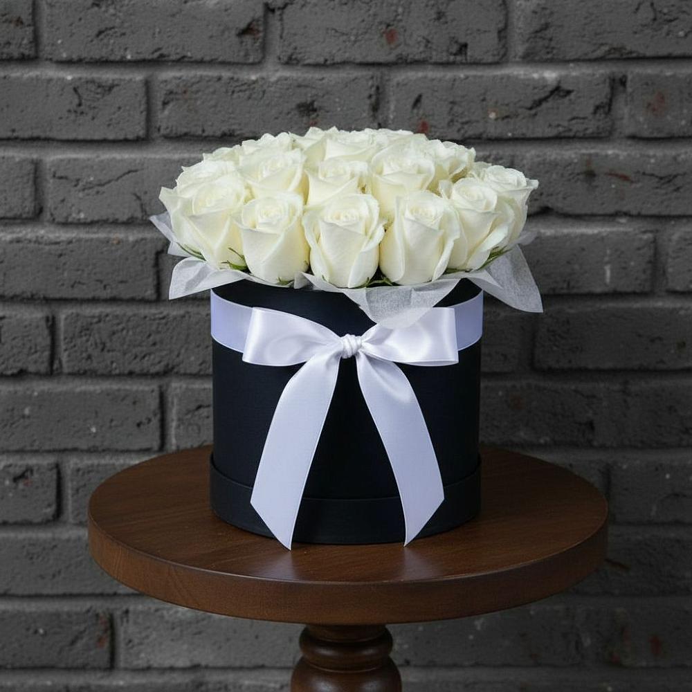 Цветочная композиция из Розы в шляпной коробке в Электроизолятор