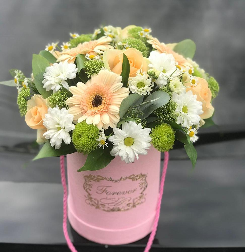 Цветочная композиция из Розы, Герберы и Хризантемы в шляпной коробке в Электроизолятор