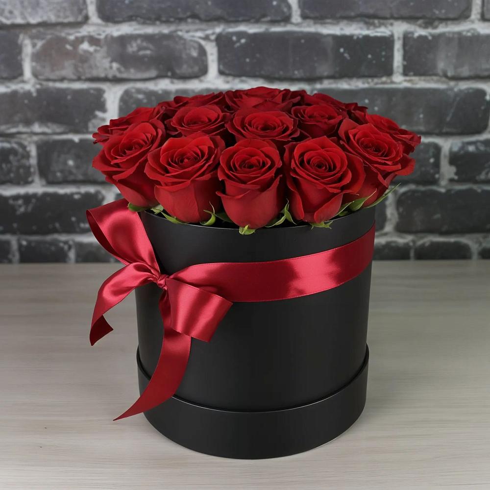 Цветочная композиция из Розы в шляпной коробке в Электроизолятор